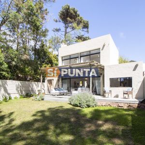 Casa En Venta - Montoya