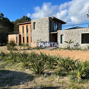 Casa En Exclusivo Barrio Privado En Laguna Escondida - José Ignacio