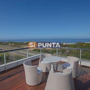 Penthouse En Alquiler - Playa Brava