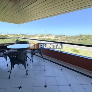Apartamento En Venta 4 Dormitorios En Suite - Brava