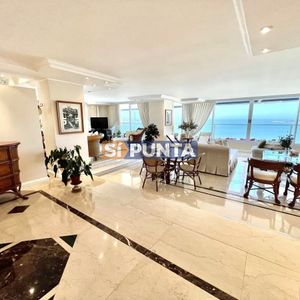 Apartamento En Venta Espectacular Planta En Edificio  Golden Gate