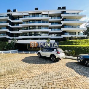 Venta De Apartamento En Crystal View En Complejo Solanas Resort Barrio Privado.