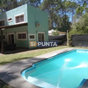 Punta Ballenas Solanas Casa Con Piscina 2 Dormitorios