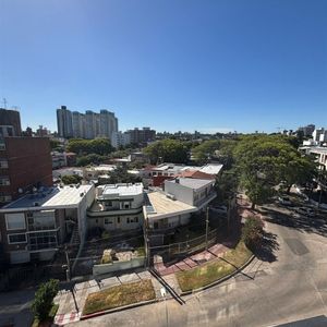 Venta Apartamento De 2 Dormitorios Con Garaje Malvin