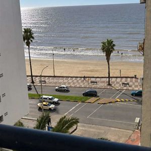 Venta Apartamento Pocitos 2 Dormitorios Con Garaje