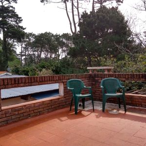 Venta De Casa En Cantegril, 3 Dormitorios, 1 Baños, Divino Lugar.-