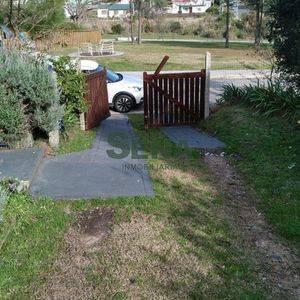 Venta De Casa En La Fortuna, 3 Dormitorios, Baño, Buen Lugar Para Vivir.
