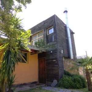 Venta Y Alquiler De Casa En El Tesoro, 4 Dormitorios, 2 Baños, Lindo Lugar.
