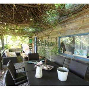 Venta De Casa En Brio Buenos Aires, 3 Dormitorios, Baño, Buen Terreno, Cerca Del Mar.