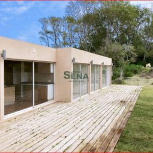 Venta En Punta Ballena, 3 Dormitorios, 3 Baños, Linda Zona.