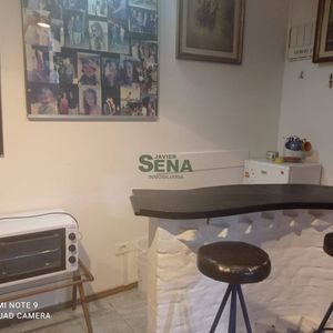 Venta De Local En La Peninsula, 30 M2 Muy Buena Galeria.