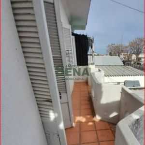 Venta Y Alquiler De Apartamento En Piriapolis. 2 Dormitorios, Baño.