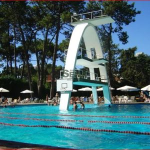 Alquiler De Apart En La Mansa, 2 Dormitorios, 2 Baños, Piscina, Cerca Del Mar.