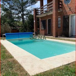 Alquiler De Casa En La Mansa, 3 Dormitorios, 2 Baños, Piscina, Parque, Cerca Del Mar.