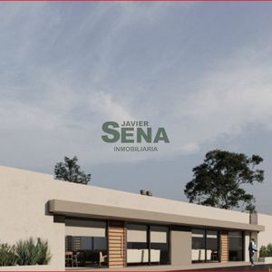 Venta Casa En Parque Burnet, 2 Dormitorios,  Baños, Linda Zona.