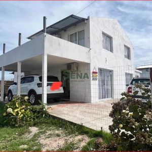 Venta De Casa En Brio Buenos Aires, 2 Dormitorios, 2 Baños, Buen Entorno.