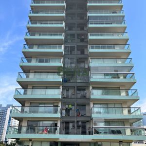 Venta De Apartamento En La Mansa, 2 Dormitorios, 2 Baños, Balcon Con Parrilla.
