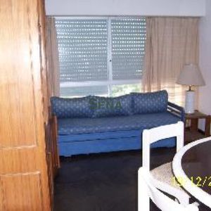 Alquiler De Apartamento En La Brava, 1 Dormitorio, Baño, Linda Vista.