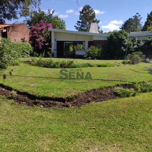 Venta Y Alquiler Casa En Pinares, 4 Dormitorios,  3 Baños, Parque, Cerca Del Mar