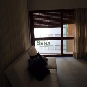 Alquiler De Apartamento En La Brava, 2 Dormitorios A Metros Del Mar.
