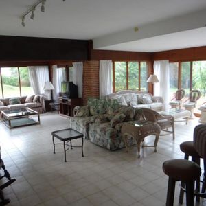 Venta De Casa En Rincon Del Indio, 7 Dormitorios, 5400m2 De Tierra, Espectacular Mansion..
