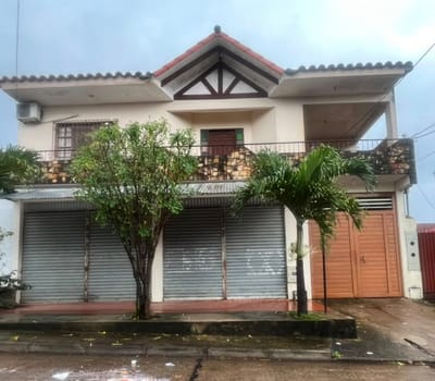 Casa Comercial Cerca Al Nuevo Mall Ventura Sur