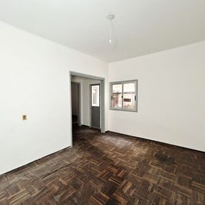Alquiler Apartamento 2 Dormitorios Con Patio En Parque Batlle