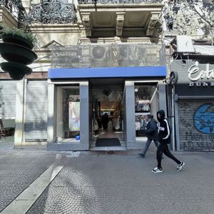 Alquiler Local Comercial Sobre Av 18 De Julio