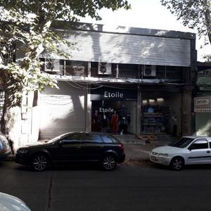 Oportunidad En Zona Mayorista Próximo Arenal Grande.