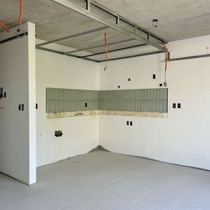 Venta Apartamento 2 Dormitorios Con Patio En Pocitos A Estrenar