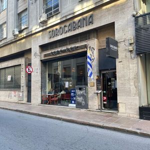 Venta Local Comercial En Ciudad Vieja