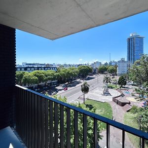 Venta Apartamento De 2 Dormitorio En Pocitos A Estrenar Con Opocion A Garage