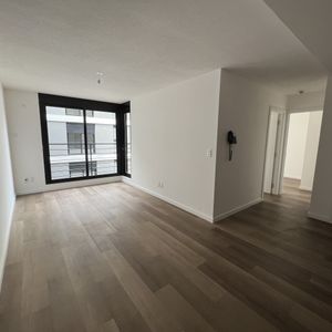 Venta De Apartamento Con Renta De 2 Dormitorio En La Blanqueada
