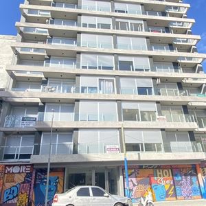 Venta Cochera En Cordon