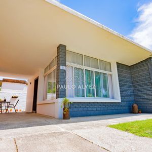MI Serenidad A Menos De 350 Metros Del Mar, Zona Tranquila Y Agradable Todo El Año. Propiedad En Dos Plantas, Living-comedor, Baños Y Dos Dormitorios.