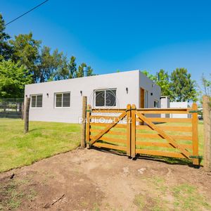 Sweet- Propiedad En Barrio Tierra Calma, Vista Inmejorable Al Cerro, Entorno Natural Y Sereno Todo El Año. Ideal Para Vivienda Permanente