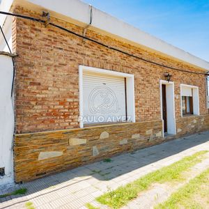 Ansina- Casa A En La Ciudad De Pan De Azucar, Su Entorno Tranquilo Y Agradable Durante Todo El Año .