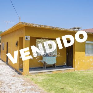 Naranja. Ubicada En Baln. Playa Verde. Un Lugar Unico, A Metros Del Mar. Donde Te Invita A Vivir Todo El Año A Veranear.