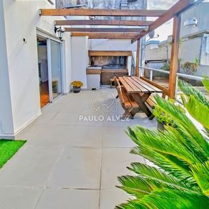 Apartamento En Venta En Montevideo, Pocitos. Servicio De Porteria-