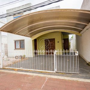 Gypsy- Propiedad En El Centro De Piriápolis- Cuatro Dormitorios Tres Baños.