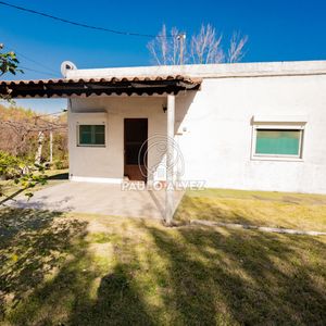 Cantinfla- Casa En Estación Las Flores- Dos Dormitorios, Un Baño. Parillero.