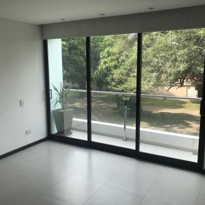 Departamento De 1 Habitaciòn En Venta, Zona Equipetrol