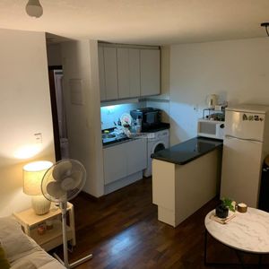 Alquiler Apartamento Monoambiente Pocitos Canelones Y Bulevar Artigas...plaza Varela Avenida Brasil