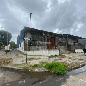 Alquiler Local Galpon Deposito Maroñas Mateo Cortes Y Oyarvide Prox. Term. Belloni 1050m2