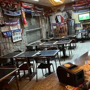 Alquiler Local Comercial Buceo Solano Lopez Esquina Diamantis Y Pasos Rambla 150m2
