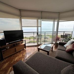 Alquiler Apartamento 1 Dormitorio Punta Carretas Ed. Golf Tower Con Vista Al Mar