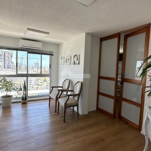 Venta Apartamento Tres Cruces 2 Dormitorios 18 De Julio Y 8 De Octubre Garaje X 1