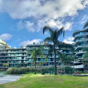 Venta Apartamento 3 Dormitorios + Servicio Puerto Del Buceo Forum Rambla Puerto Buceo Parrillero