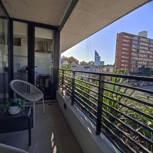 Venta Apartamento 2 Dormitorios Aguada Av. Del Libertador Y Valparaiso Ed. 01libertador Patio 28m
