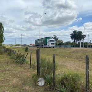 Venta Terreno Melilla Ruta 102 Y Ruta 5: 109.928m2 Con 511mts Frente Sobre Ruta 102